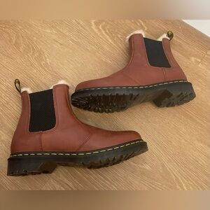 Dr.Marten’s 2976 Faux Shearling Chelsea Boot